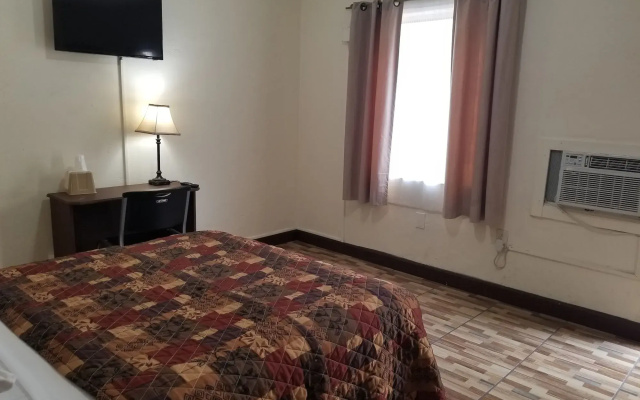 photo 5 of Parkway Inn Airport Motel Miami
