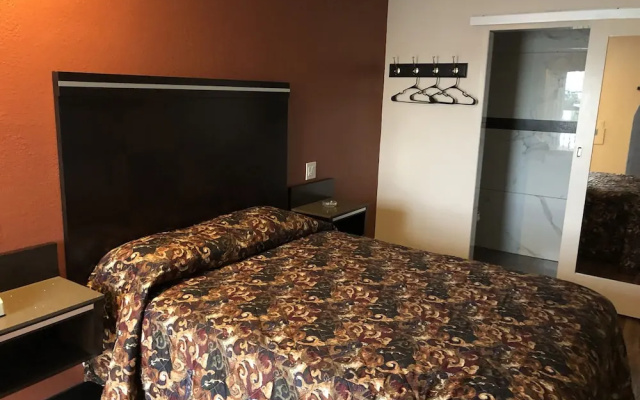photo 3 of Parlour Motel