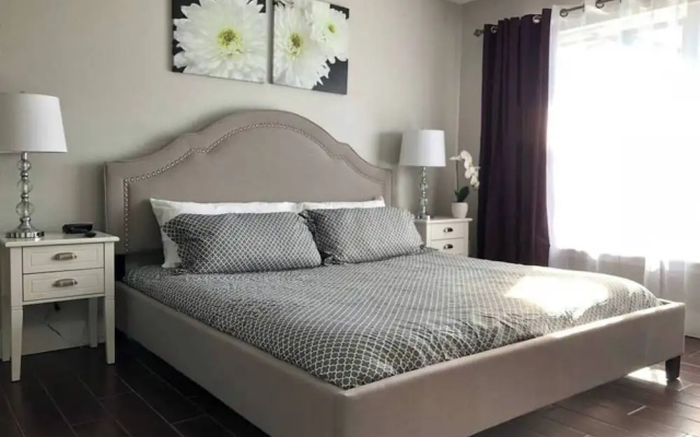 photo 4 of Parsley · New! Luxury, Near Disney & Universal. Sleep 9