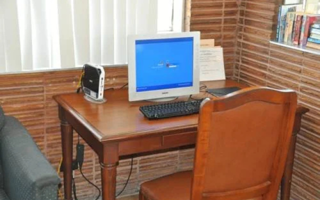 photo 2 of Motel Pasadena Inn  Suites