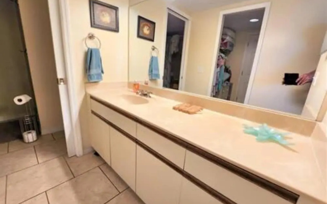 photo 4 of Patio Condo Deluxe 2br - Sleeps 6 Guests Pa311