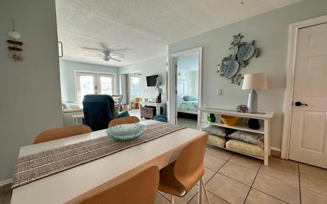 photo 3 of Patio Condo Deluxe 2br - Sleeps 6 Guests Pa312