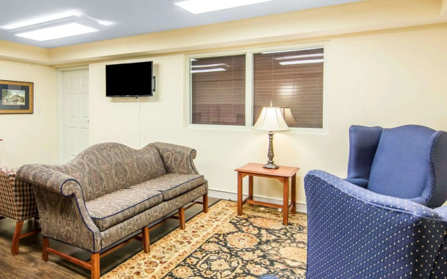 photo 3 of Bluegreen Vacations Patrick Henry Square, an Ascend Collection Resort