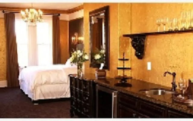 photo 3 of Patterson Inn