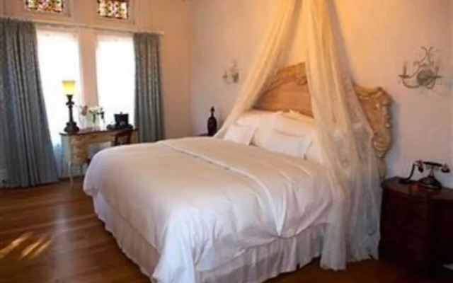 photo 4 of Patterson Inn