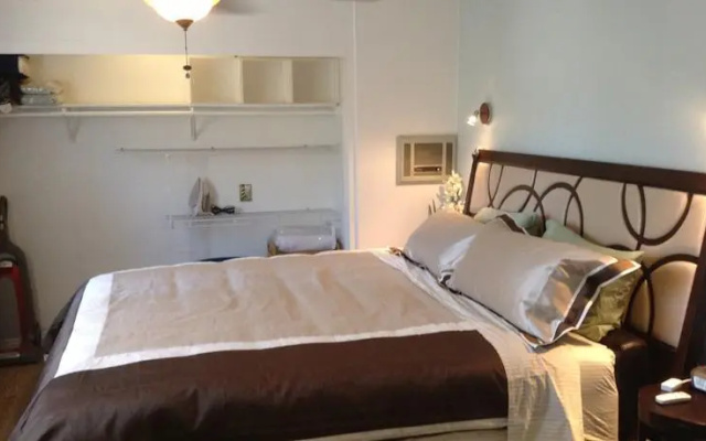 photo 4 of PCH Long Beach Condo