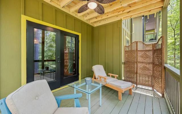 photo 5 of Backwoods Bungalow