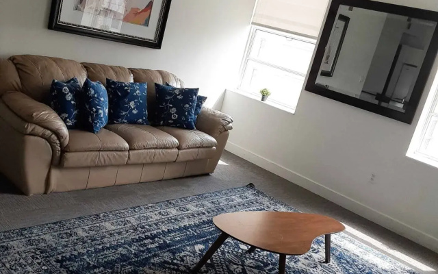 photo 3 of Peaceful 2Br Apt | Great Value In Downtown Dallas