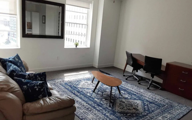 photo 4 of Peaceful 2Br Apt | Great Value In Downtown Dallas