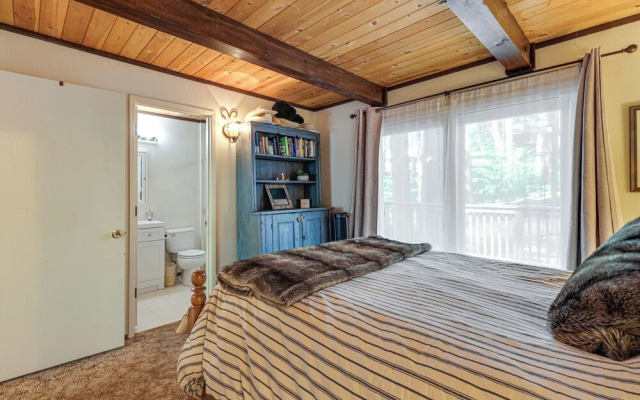photo 2 of Cabin w/ Deck & Fire Pit in Blue Lake Springs!