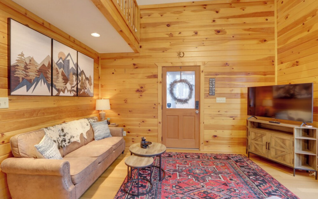 photo 2 of Peaceful Ellijay Cabin: Pool Access & Resort Perks