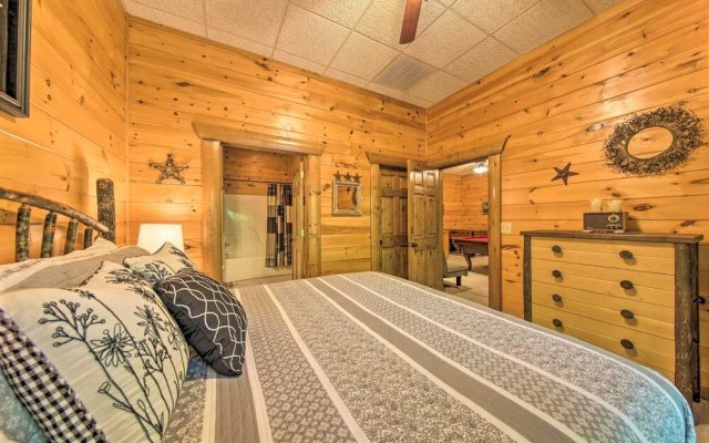 photo 4 of Peaceful Forest Escape w/ Game Room + Hot Tub