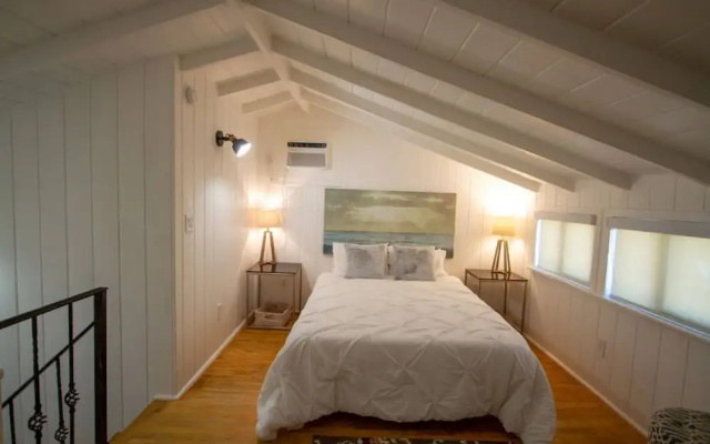 photo 5 of Peaceful Getaway In Studio City