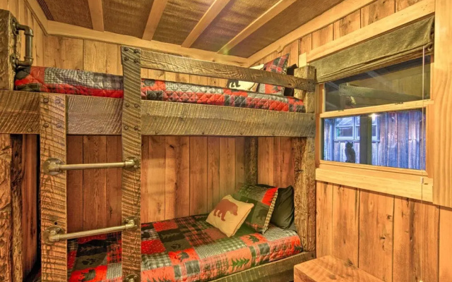 photo 3 of Couples Treehouse Retreat w/ Hot Tub & Views