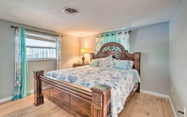 photo 3 of Peaceful Venice Villa w/ Patio - 2 Miles to Beach!