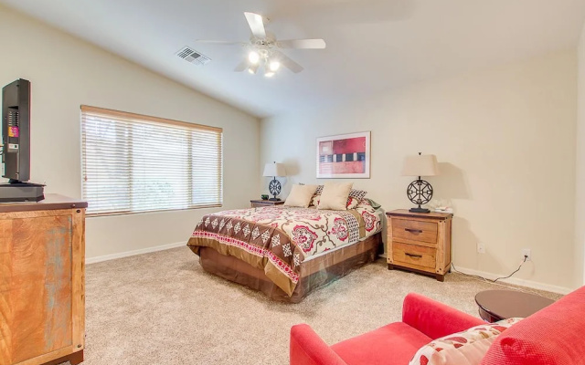 photo 3 of PeachTree - 2 Br home by RedAwning
