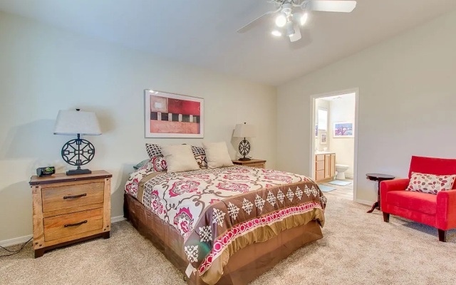 photo 4 of PeachTree - 2 Br home by RedAwning