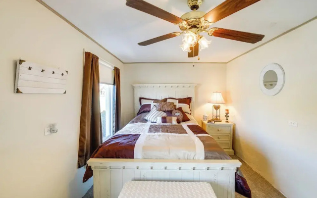 photo 2 of Pecos Vacation Rental Near Rodeo Arena!