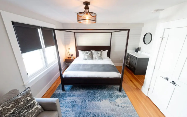 photo 4 of Pelham Street Inn