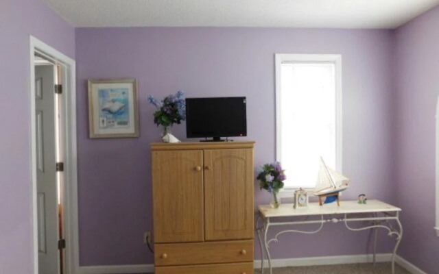 photo 4 of Pelican Bay 4 Br home by RedAwning