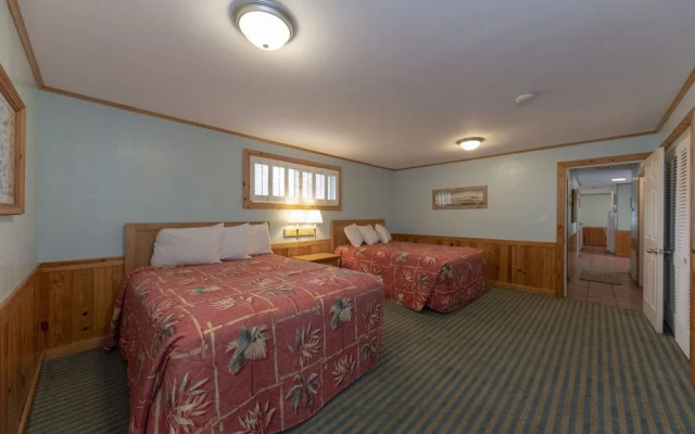 photo 5 of Pelican Bay Resort