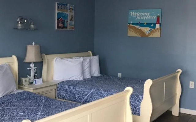 photo 5 of Pelican Point Motel
