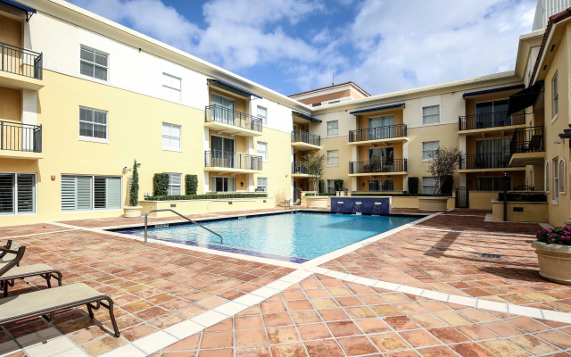 photo 2 of Pelican Residences in Coral Gables - Walk to Merrick Park Apartments