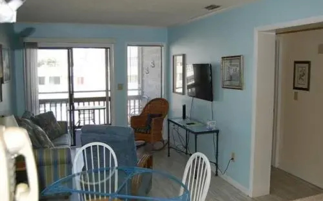 photo 3 of Pelican's Landing 326 - 3 Br Condo