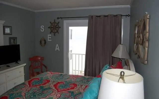 photo 4 of Pelican's Watch 204 - 3 Br Condo