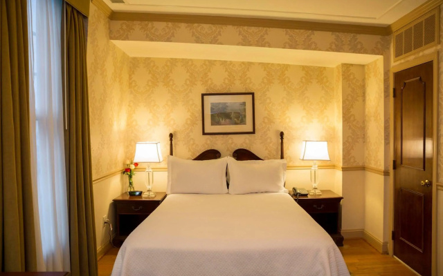photo 3 of Penn's View Hotel
