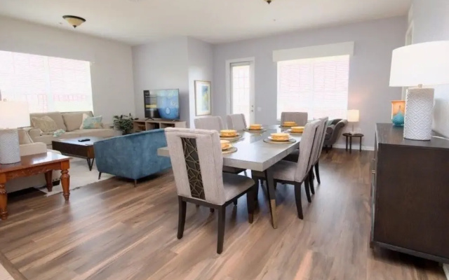 photo 3 of Penthouse Lake View 3 Bed Condo Convention Center 3 Bedroom Condo by RedAwning