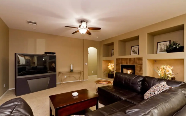 photo 2 of Peoria Desert Splendor 5 BR by Casago