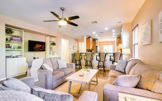 photo 5 of Peoria Getaway w/ Patio < 1 Mi to Hiking Trails!