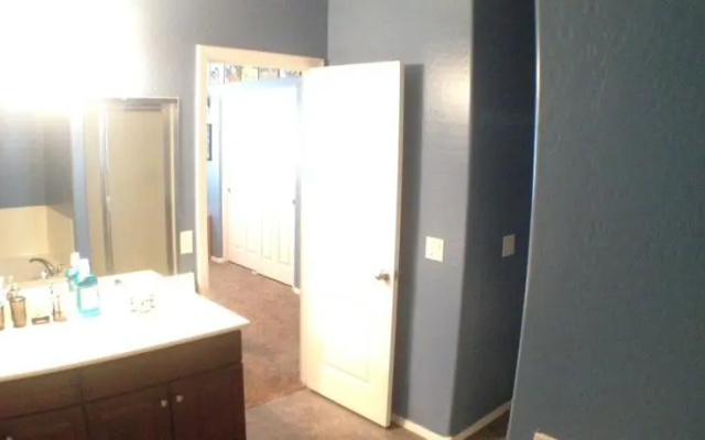 photo 5 of Peoria Vacation Home, Close to Stadium