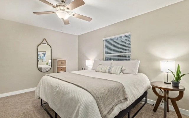 photo 4 of Pepper Mesa 4 Bedroom Home by Redawning