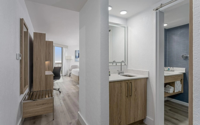 photo 5 of Perdido Beach Resort