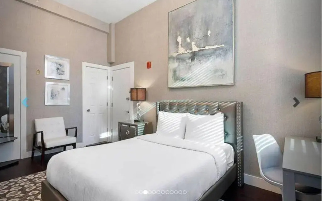 photo 2 of Perfect Boston Studio 3-22