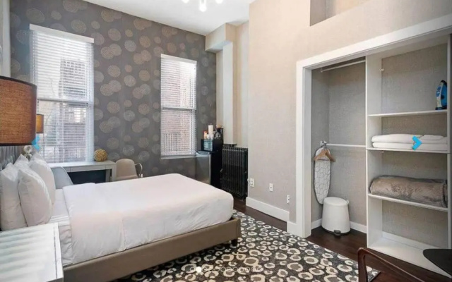 photo 5 of Perfect Boston Studio 3-22