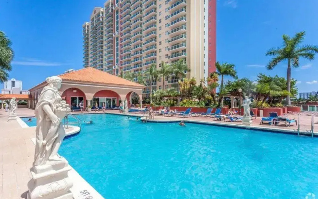 photo 5 of Pet Friendly Condos In Sunny Isles Apart-hotel