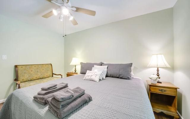 photo 3 of Pet-friendly Arden Retreat w/ Private Hot Tub