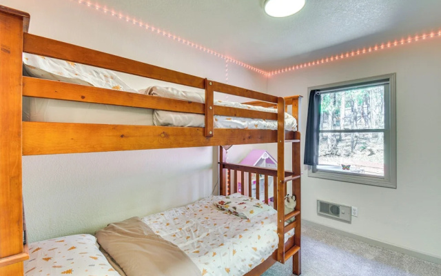 photo 4 of Lake Access & Hot Tub: Pet-friendly Arnold Home