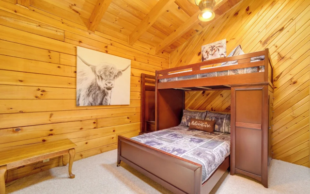 photo 3 of Pet-friendly Canton Cabin w/ Porch + Grill!
