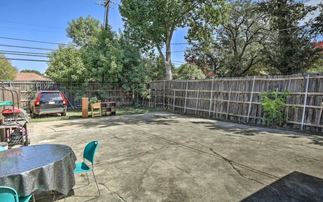 photo 2 of Pet-friendly Dallas Guest House w/ Patio!