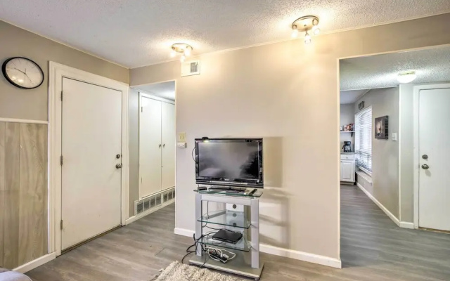 photo 3 of Pet-friendly Dallas Townhome w/ Outdoor Grill