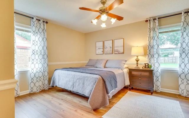 photo 3 of Decatur Vacation Rental w/ Patio!