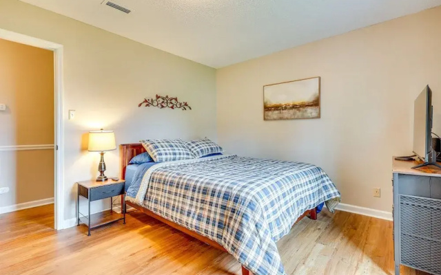 photo 5 of Decatur Vacation Rental w/ Patio!