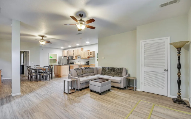 photo 2 of Pet-friendly Downtown Fulton Apt w/ Smart TV!