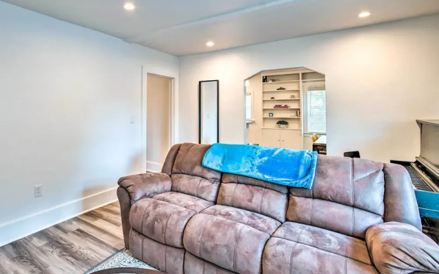 photo 4 of Pet-friendly Fayetteville Home w/ Fenced Yard