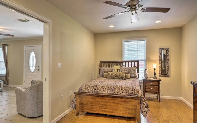 photo 5 of Pet-friendly Georgetown Home < 1 Mi to Dtwn!