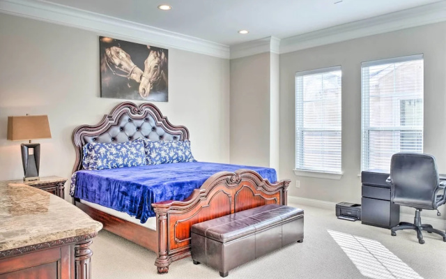 photo 5 of Pet-friendly Houston Townhome, 6 Mi to Dtwn!